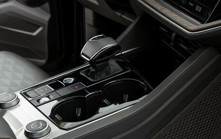 Volkswagen Touareg III, 2019 год, 5 998 000 рублей, 12 фотография