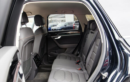 Volkswagen Touareg III, 2019 год, 5 998 000 рублей, 8 фотография