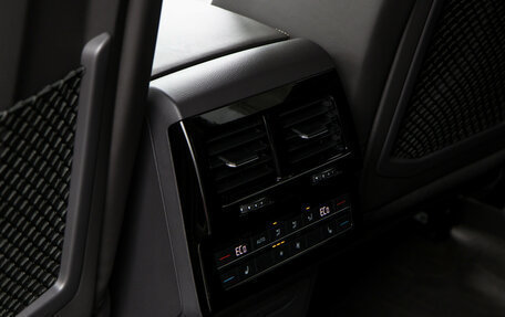 Volkswagen Touareg III, 2019 год, 5 998 000 рублей, 18 фотография