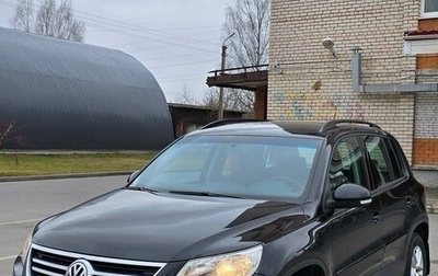 Volkswagen Tiguan I, 2010 год, 1 000 000 рублей, 1 фотография