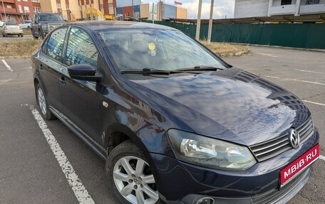 Volkswagen Polo VI (EU Market), 2013 год, 710 000 рублей, 1 фотография