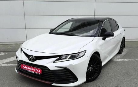Toyota Camry, 2021 год, 3 228 000 рублей, 1 фотография