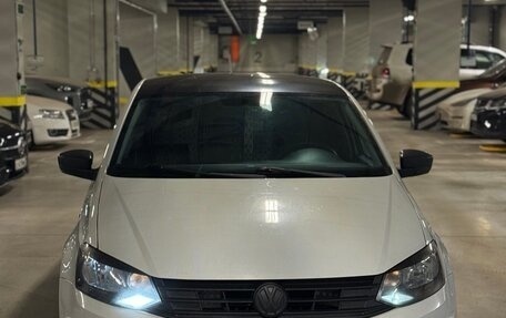 Volkswagen Polo VI (EU Market), 2018 год, 960 000 рублей, 1 фотография