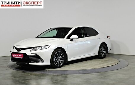 Toyota Camry, 2021 год, 3 597 000 рублей, 1 фотография
