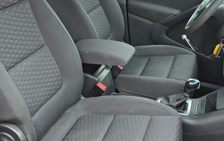 Volkswagen Tiguan I, 2010 год, 1 000 000 рублей, 12 фотография