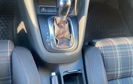 Volkswagen Golf GTI VII, 2011 год, 1 300 000 рублей, 12 фотография