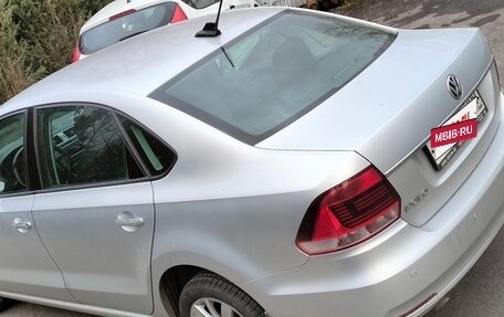 Volkswagen Polo VI (EU Market), 2017 год, 1 200 000 рублей, 2 фотография