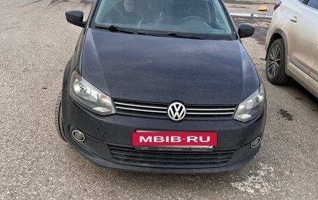 Volkswagen Polo VI (EU Market), 2014 год, 750 000 рублей, 2 фотография