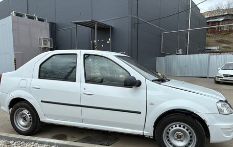 Renault Logan I, 2013 год, 330 000 рублей, 2 фотография