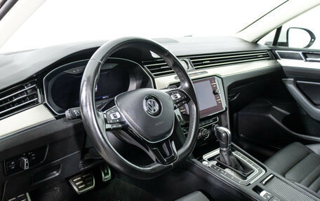 Volkswagen Passat B8 рестайлинг, 2019 год, 2 549 700 рублей, 11 фотография