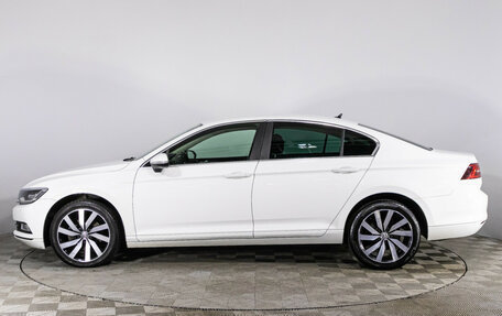 Volkswagen Passat B8 рестайлинг, 2019 год, 2 549 700 рублей, 8 фотография