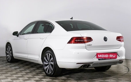 Volkswagen Passat B8 рестайлинг, 2019 год, 2 549 700 рублей, 7 фотография