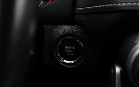 Toyota RAV4, 2020 год, 3 000 000 рублей, 19 фотография