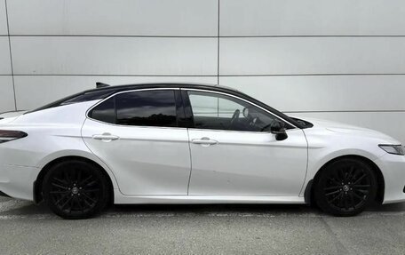 Toyota Camry, 2021 год, 3 228 000 рублей, 6 фотография