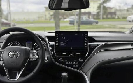 Toyota Camry, 2021 год, 3 228 000 рублей, 13 фотография