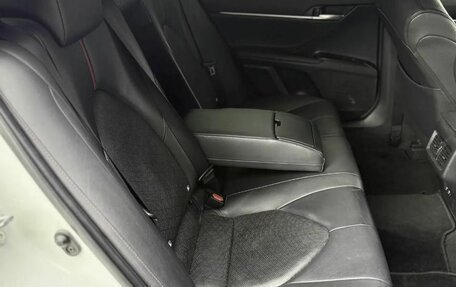 Toyota Camry, 2021 год, 3 228 000 рублей, 19 фотография