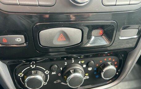 Renault Duster I рестайлинг, 2013 год, 669 000 рублей, 11 фотография