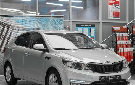 KIA Rio III рестайлинг, 2016 год, 999 000 рублей, 3 фотография