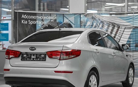 KIA Rio III рестайлинг, 2016 год, 999 000 рублей, 6 фотография