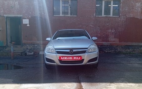 Opel Astra H, 2008 год, 690 000 рублей, 3 фотография