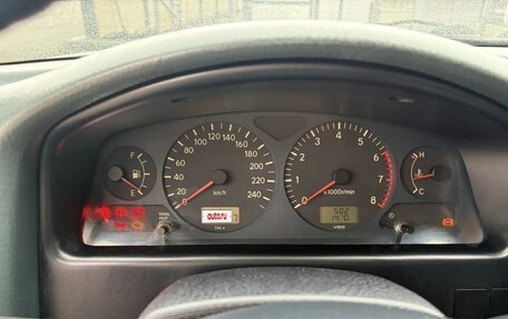 Toyota Avensis III рестайлинг, 1998 год, 255 000 рублей, 31 фотография