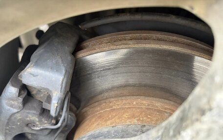 Toyota Avensis III рестайлинг, 1998 год, 255 000 рублей, 32 фотография