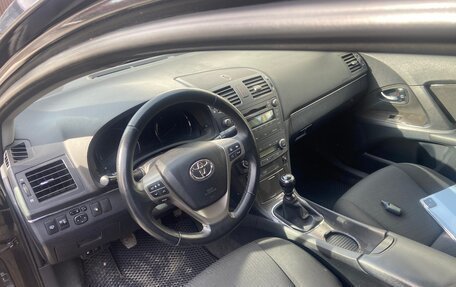 Toyota Avensis III рестайлинг, 2009 год, 1 390 000 рублей, 12 фотография