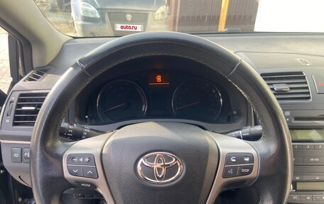 Toyota Avensis III рестайлинг, 2009 год, 1 390 000 рублей, 18 фотография