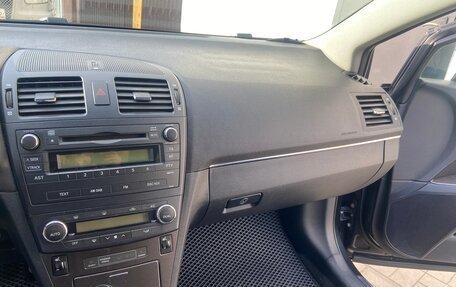 Toyota Avensis III рестайлинг, 2009 год, 1 390 000 рублей, 17 фотография