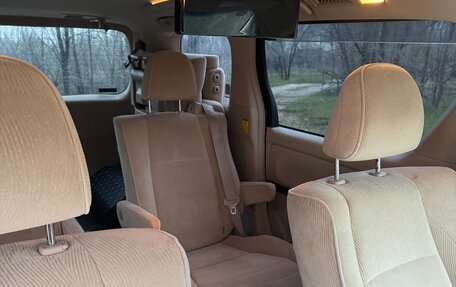 Toyota Vellfire I, 2010 год, 1 300 000 рублей, 11 фотография