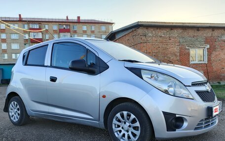 Chevrolet Spark III, 2011 год, 430 000 рублей, 2 фотография