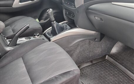 Mitsubishi Pajero Sport III рестайлинг, 2019 год, 3 500 000 рублей, 4 фотография