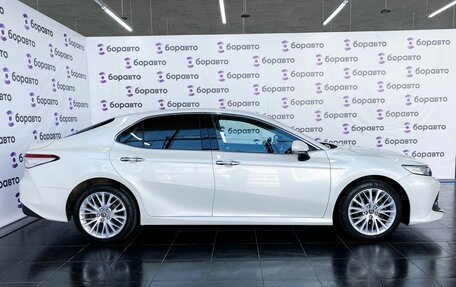 Toyota Camry, 2018 год, 2 770 000 рублей, 8 фотография