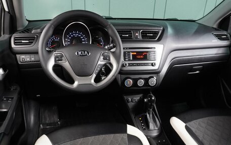 KIA Rio III рестайлинг, 2016 год, 1 329 000 рублей, 6 фотография