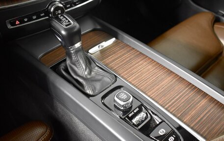 Volvo XC60 II, 2018 год, 3 553 900 рублей, 22 фотография