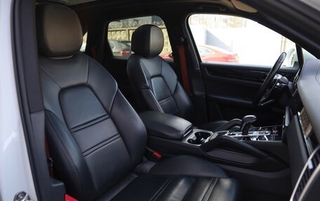 Porsche Cayenne III, 2019 год, 5 400 000 рублей, 11 фотография