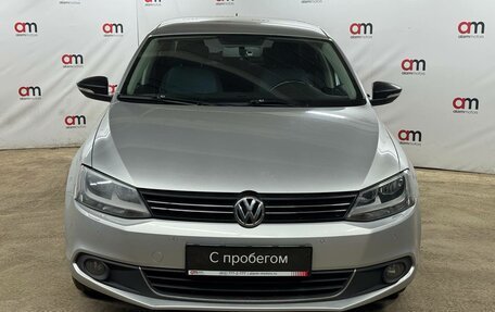 Volkswagen Jetta VI, 2013 год, 749 000 рублей, 2 фотография