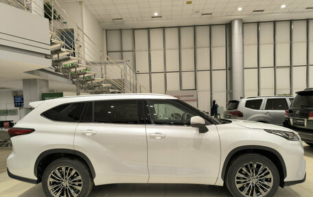 Toyota Highlander, 2026 год, 5 780 000 рублей, 5 фотография