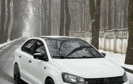 Volkswagen Polo VI (EU Market), 2018 год, 960 000 рублей, 4 фотография