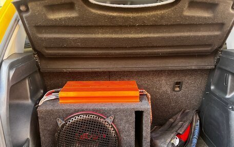 Skoda Fabia II, 2012 год, 17 фотография