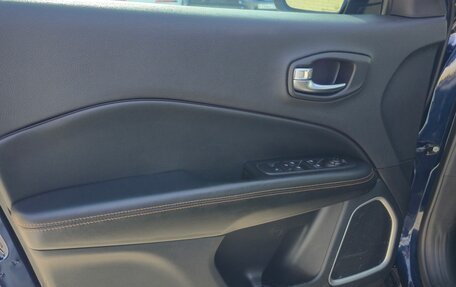 Jeep Compass II, 2020 год, 1 900 000 рублей, 16 фотография