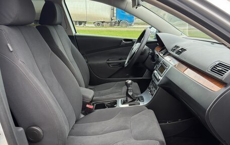 Volkswagen Passat B6, 2006 год, 345 000 рублей, 29 фотография