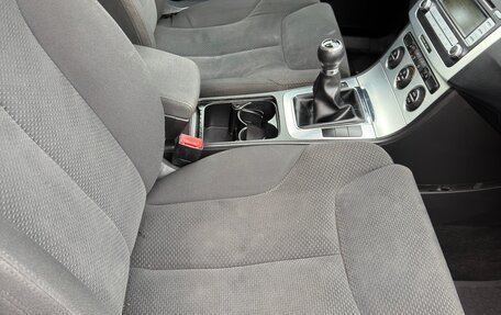 Volkswagen Passat B6, 2006 год, 345 000 рублей, 33 фотография