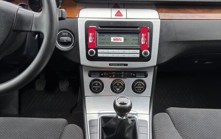 Volkswagen Passat B6, 2006 год, 345 000 рублей, 36 фотография