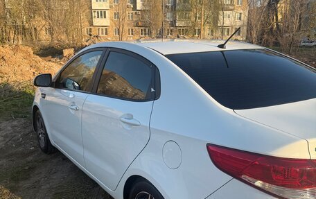 KIA Rio III рестайлинг, 2016 год, 870 000 рублей, 16 фотография