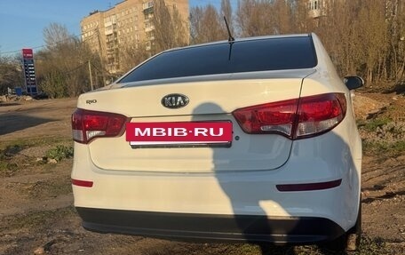 KIA Rio III рестайлинг, 2016 год, 870 000 рублей, 18 фотография