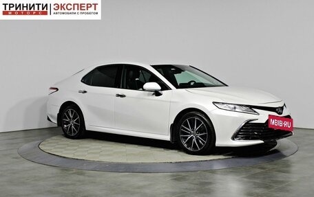 Toyota Camry, 2021 год, 3 597 000 рублей, 3 фотография