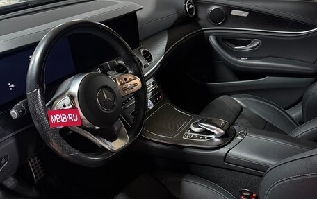 Mercedes-Benz E-Класс, 2020 год, 4 350 000 рублей, 2 фотография