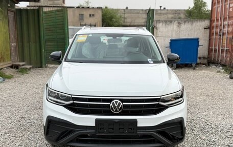 Volkswagen Tiguan II, 2026 год, 3 750 000 рублей, 2 фотография