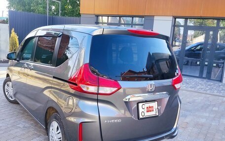 Honda Freed II, 2021 год, 1 550 000 рублей, 4 фотография